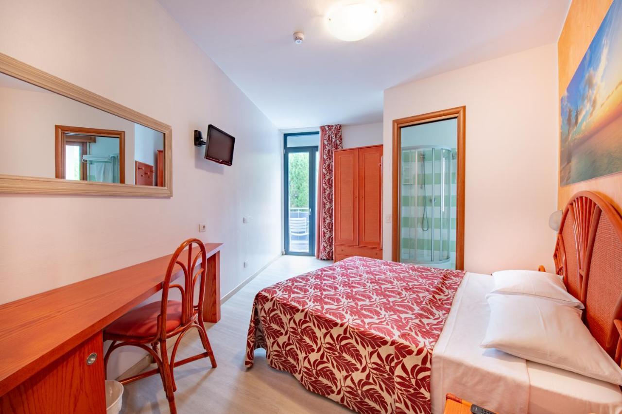 Hotel Franz Бібіоне Екстер'єр фото