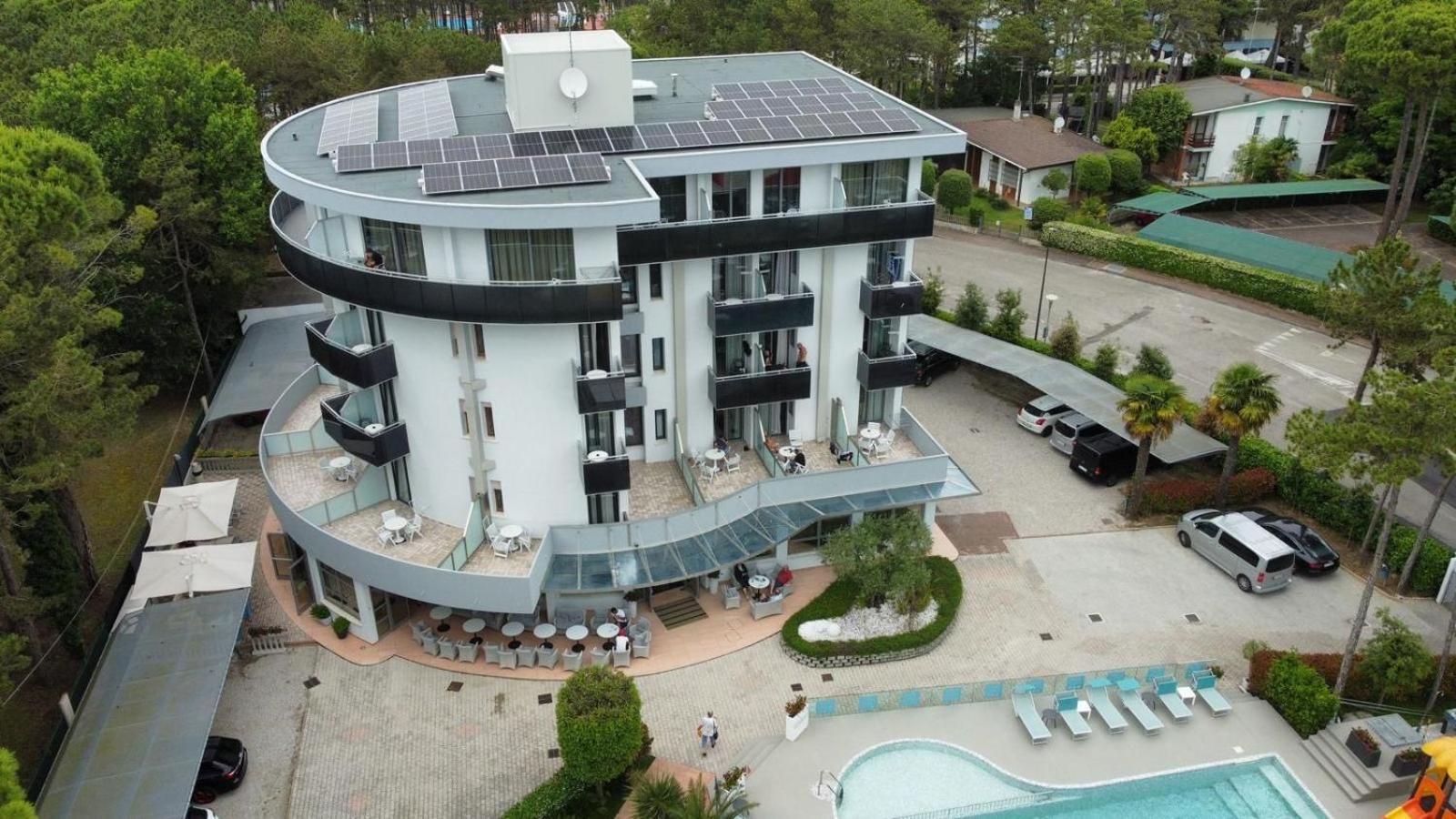 Hotel Franz Бібіоне Екстер'єр фото