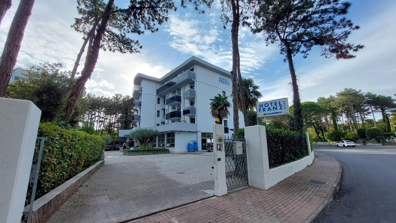 Hotel Franz Бібіоне Екстер'єр фото